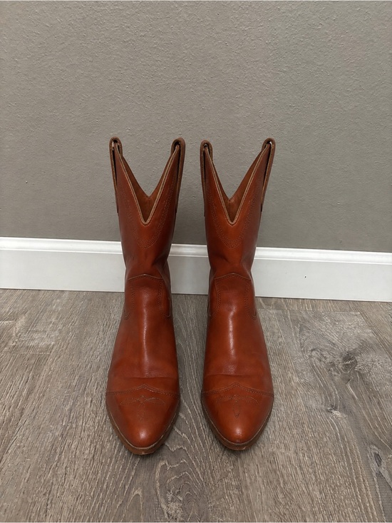 Frye Shoes - Vintage Frye Cognac Brown Leather Western Cowboy Boots - Womens